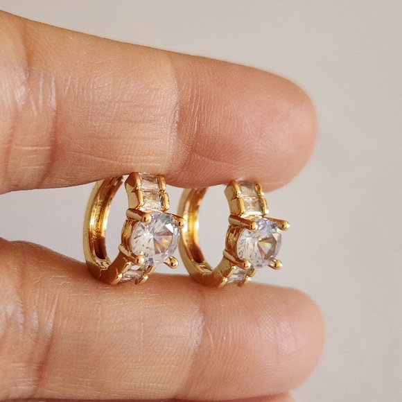 New 18K Gold Plated Diamond Huggie Hoop Earrings for Women - Picture 5 of 9